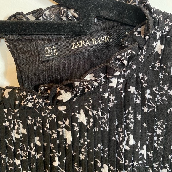 EUC Zara black floral dress - Picture 4 of 4
